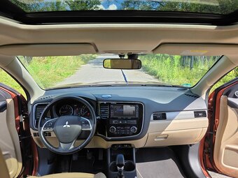 Mitsubishi Outlander 2.2 DI-D 4WD Instyle - 8