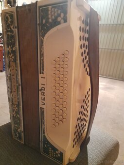 Akordeon HOHNER VERDI I - 8