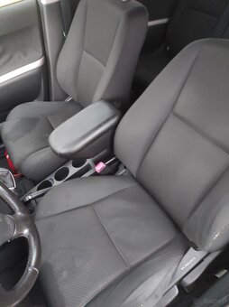 Toyota 1.8/benzyna /gaz - 8