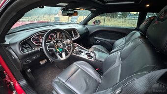 Dodge Challenger R/T Plus - 8