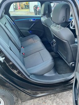 Witam. Mam na sprzedaż ładnego peugeota 508 sw z 2011 roku z - 8