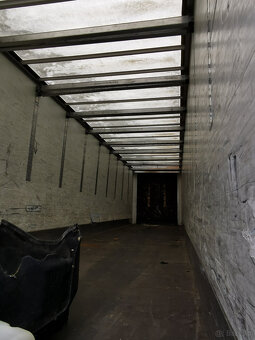 Sprzedam naczepę skrzyniową KRONE SD - USZKODZONĄ - 8