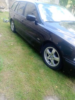 Sprzedam BMW e39 1999 r - 8