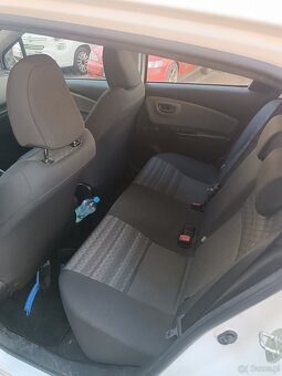 Toyota Yaris 1.0 2017 - 8