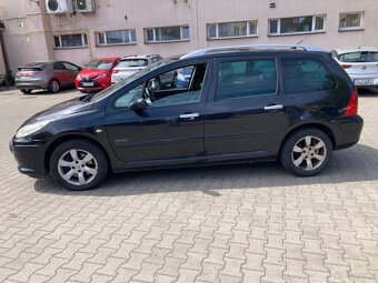 307 pojemność 2.0 HDI 7-Osobowy - 8