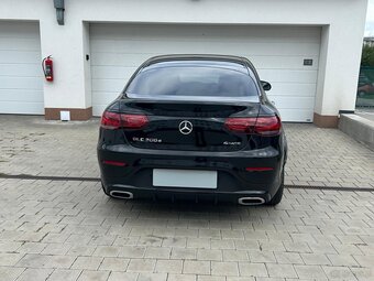 Mercedes-Benz GLC 300 d - 8
