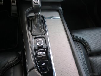 Volvo XC90 2.0D5 RDesign,AWD,PoleStar,B&W - 8
