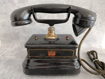 Bardzo stary duński telefon Jydsk z poczty w Kopenhadze. - 8