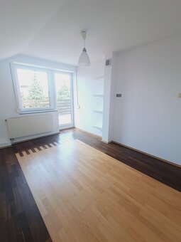 Nowoczesny dom jednorodzinny 186 m², Piotrów - 8