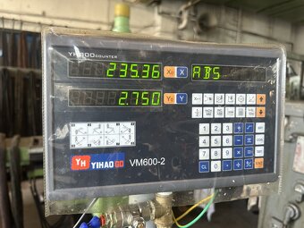 Tokarka kłowa SN 40 C/1000 z systemem pomiarowym - 8