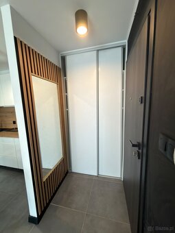 Mieszkanie o powierzchni 35m2, balkon, II p.,ul.Nowy Świat - 8