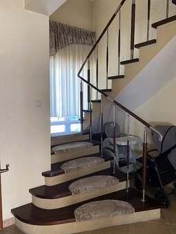 Dom o powierzchni 241m2, działka 6315m2, 4 km od Kalisza - 8