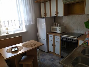 3 pokoje, 66m2, duży balkon, I piętro, umeblowane, ul. Podmi - 8