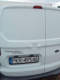 Ford Transit Courier 1.5 - 8