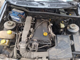 Ford Sierra 2.0 Dohc - 8