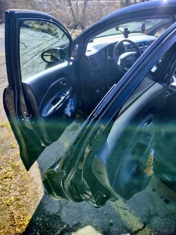 Kia Rio - 8