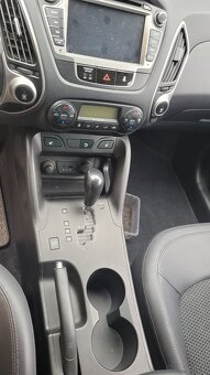 Hyundai ix35 2,0 CRDi Premium 4WD - 8