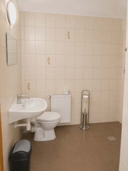 FUNKCJONALNY LOKAL BIUROWY 60 m² | 3 POMIESZCZENIA | RZESZÓW - 8