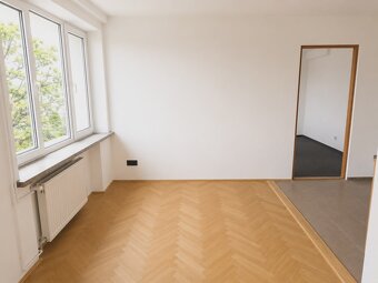 Lokal mieszkalno-biurowy 70m2 Broniewskiego 8 - 8
