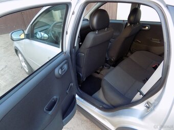 Sprzedam Opel Corsa 2006 r. 1.2 benzyna - 8