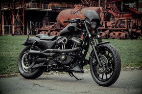 Harley Davidson Sportster 883 Custom - 8