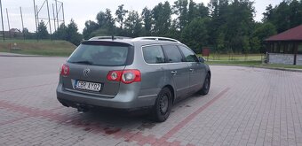 VW Passat Kombi 1.9 2007 r. - 8