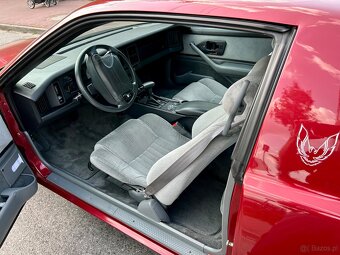 Pontiac Firebird 1991 5.0 V8 - 8