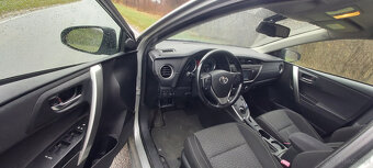 Toyota Auris 1.8 Hybryda 2014r 173 tyś km Kamera Hands-Free - 8