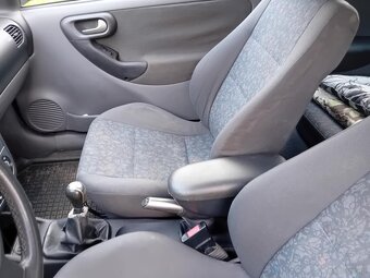 Opel corsa GSI - 8