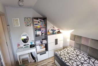 Piętrowy dom 160 m² na dużej działce– Skalmierzyce - 8