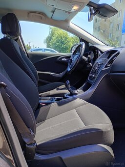 Opel Astra - 8