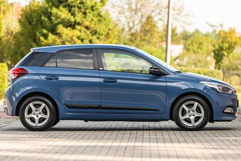 HYUNDAI i20 - 8