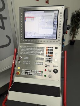 HERMLE C400V - 8
