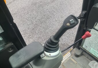 JCB 50 Z - 5 tun, rok 2022, pouze 1093 mth - 8