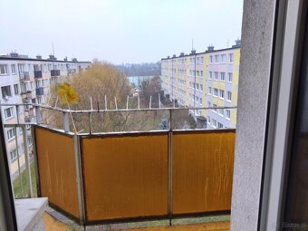 Mieszkanie o pow. 47.50m2, balkon, IV p.,  Os. Asnyka - 8