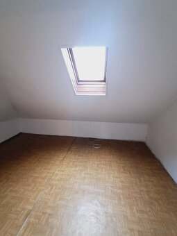 Mieszkanie o pow. 60m2, II piętro, do remontu, ul. Ludowa - 8