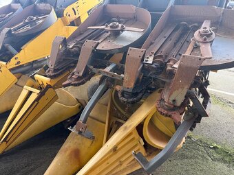 Przystawka do kukurydzy Fantini 8x75 do kombajnu Claas rok p - 8