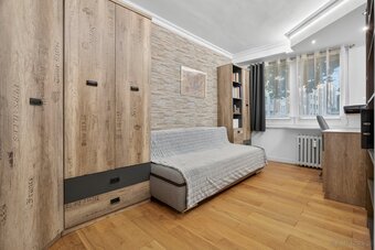 BEZPOŚREDNIO. Przytulne mieszkanie na parterze w centrum S - 8