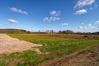 Działka w zielonej okolicy tylko 159 tyś.zł. ( 1476 m2). - 8