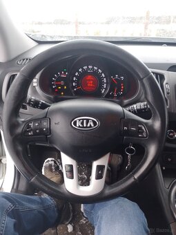 Kia sportage 3 - 8