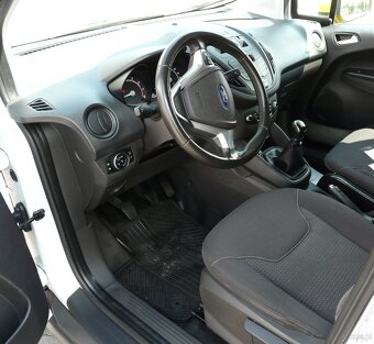 Ford Transit Courier - 8