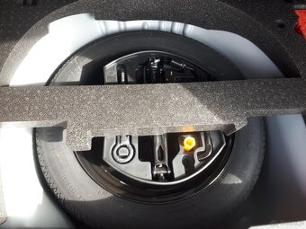 PEUGEOT 1.2 110KM benzyna - 8