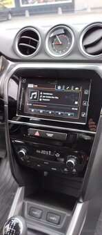 Sprzedam Suzuki Vitara wersja Elegance mild hybrid - 8