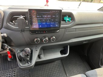 Renault Master, Nissan NV400 - 8