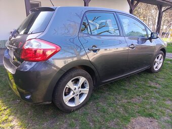 Auris 2012r 1,3 benzyna - 8