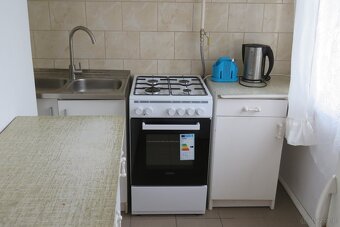 Wynajmę mieszkanie dla pary studentów - 8