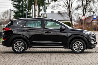 HYUNDAI TUCSON - 8