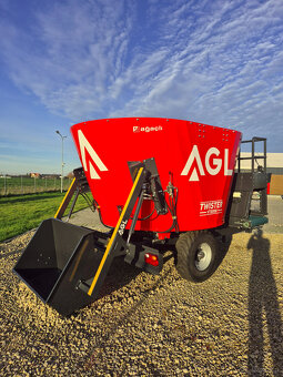 Wóz paszowy AGL 8m3 z tasmą z przodu paszowóz z łyzką do zał - 8