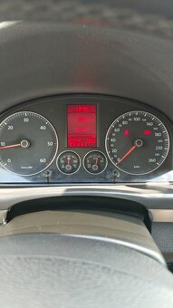 Volkswagen Touran 2.0 tdi automat stan bardzo dobry. - 8