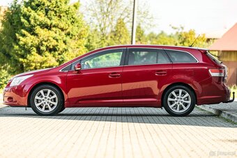 Toyota AVENSIS - 8